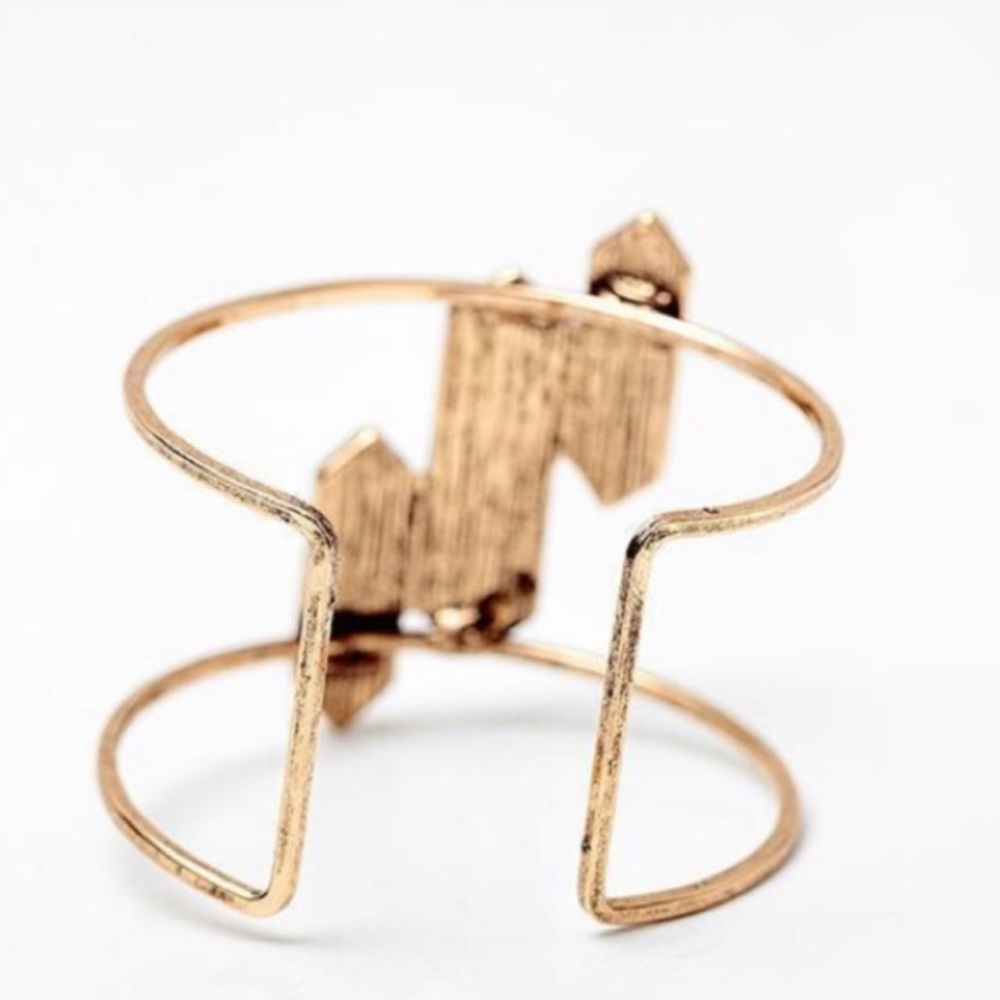 Diverged Resin Cuff - Picture 4 of 5